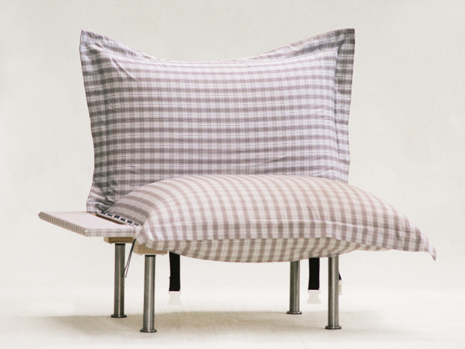 Mobile Sofa - Clueless Objects