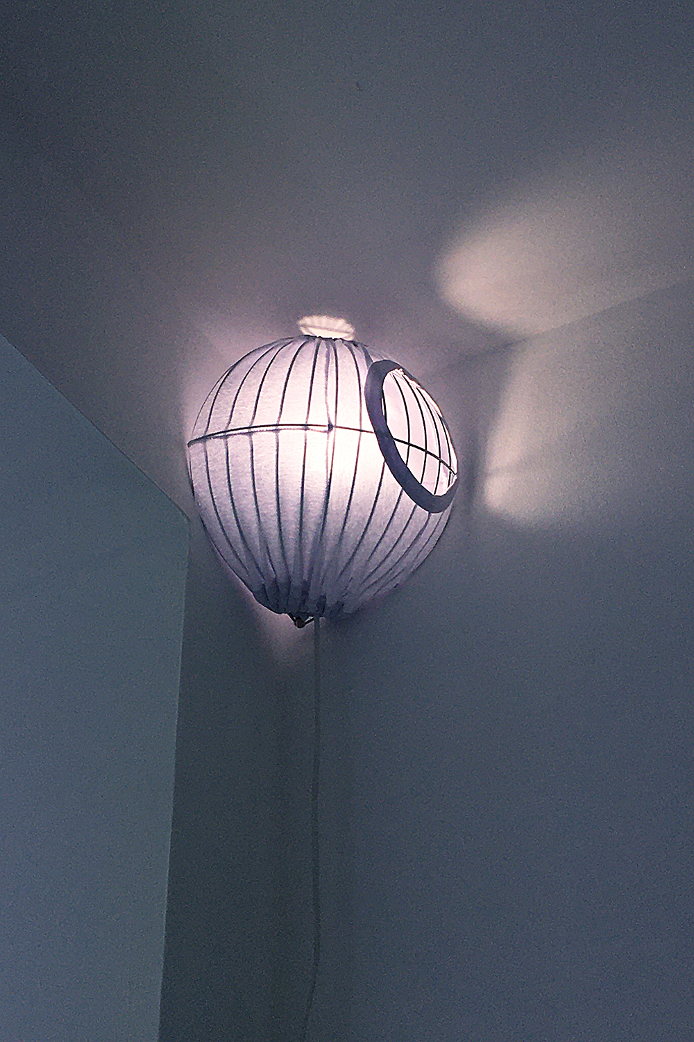 Basket lamp - Clueless Objects